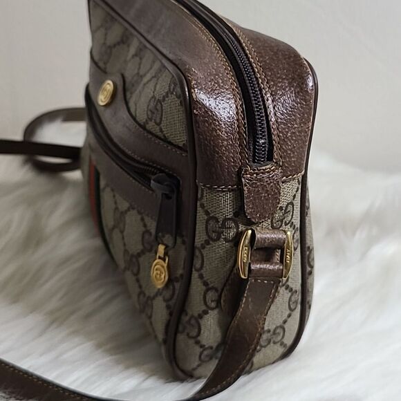 💯Authentic Gucci Crossbody with Cherryline 🍀 - Picture 11 of 16